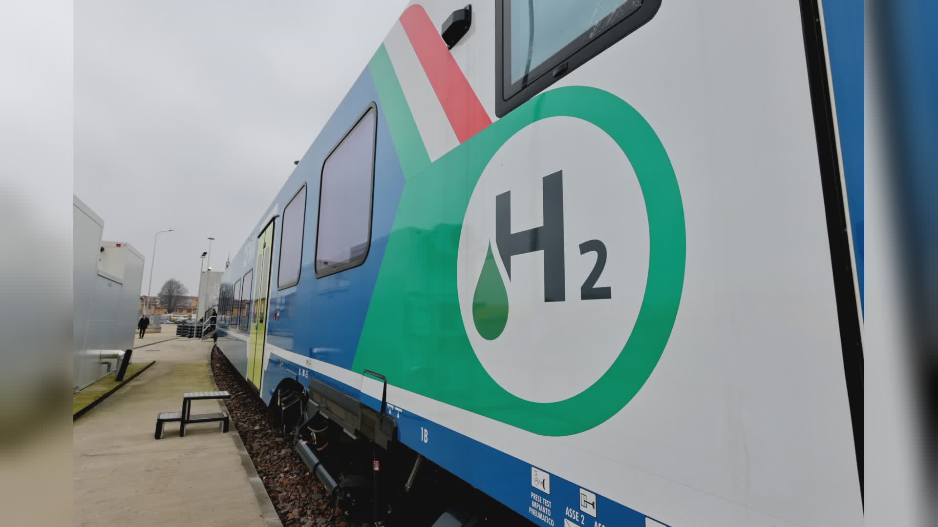 Trasporti green, a settembre il lancio di un treno merci a idrogeno per porti e interporti