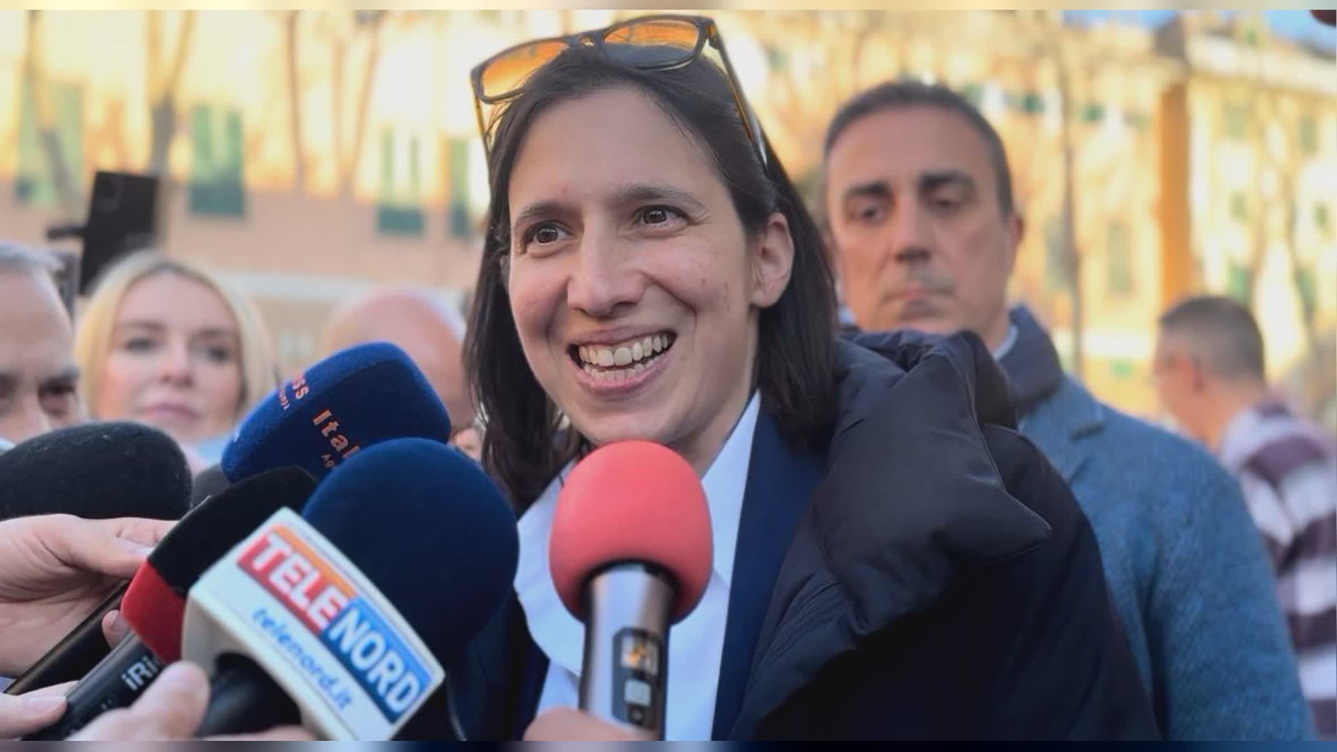 Comunali, Elly Schlein lancia Silvia Salis: "Candidatura splendida, con lei Genova volterà pagina"