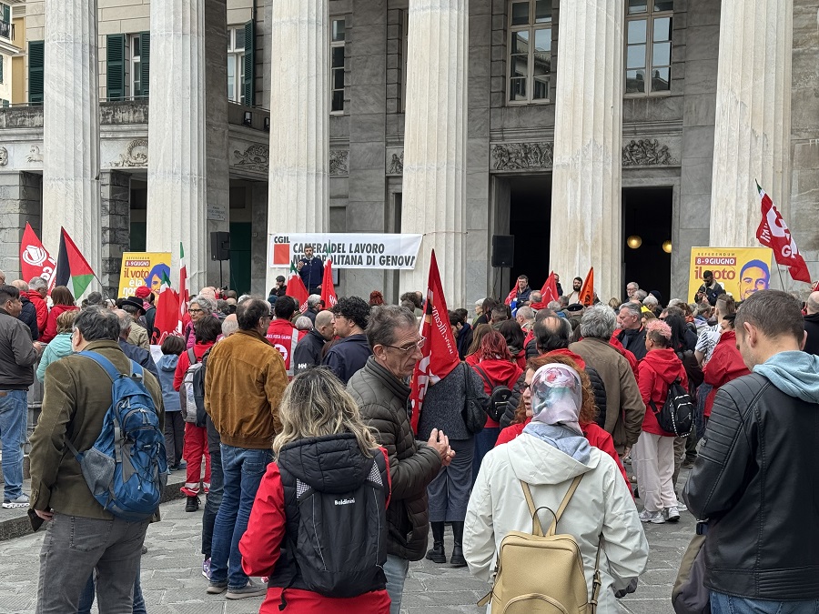 Genova, Cgil in piazza per il sì ai referendum dell'8 e 9 giugno su lavoro e cittadinanza