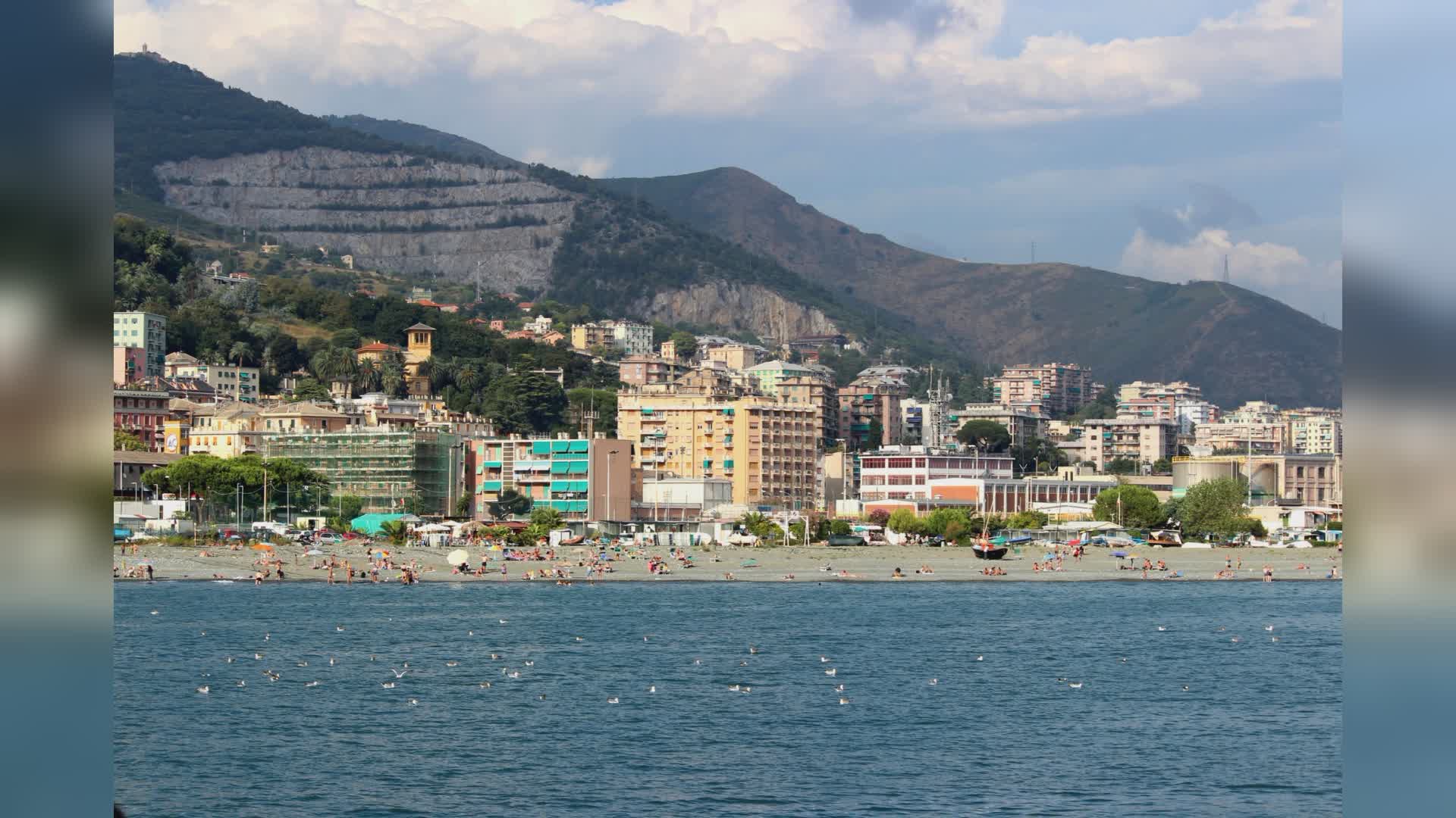 Multedo, di nuovo balneabile la spiaggia tra Varenna e Rio Rostan