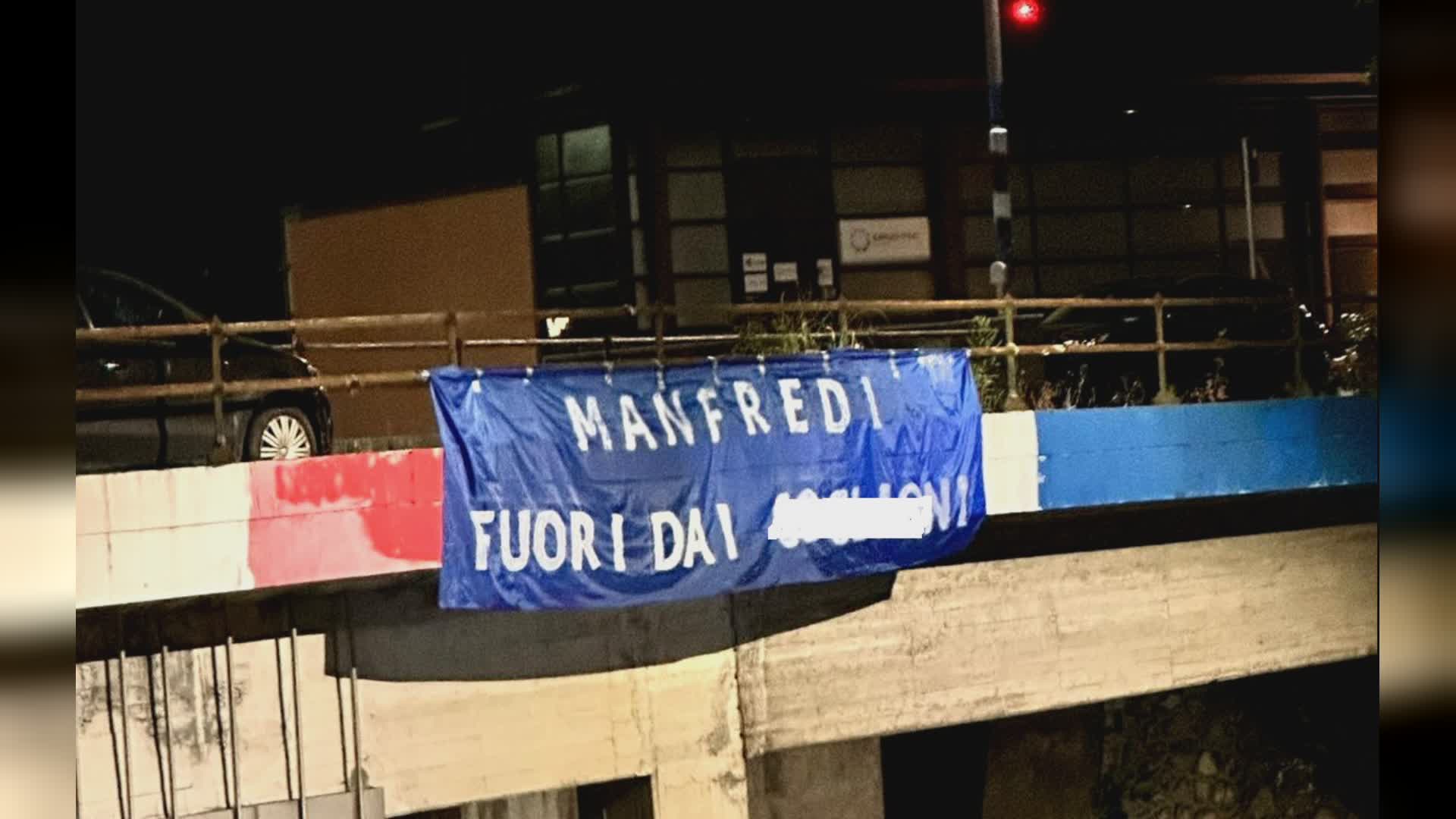 Sampdoria, dura contestazione dei tifosi a Manfredi con striscioni e comunicati: "Via dalla società"