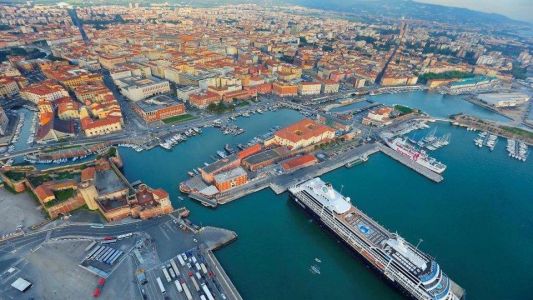 Livorno, ad agosto boom di crociere: 45 navi attese al porto