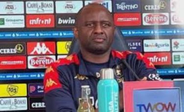 Genoa, Vieira: “Presi tre pugni, ora vogliamo far punti con il Napoli. Cambiamenti? Dobbiamo crescere”
