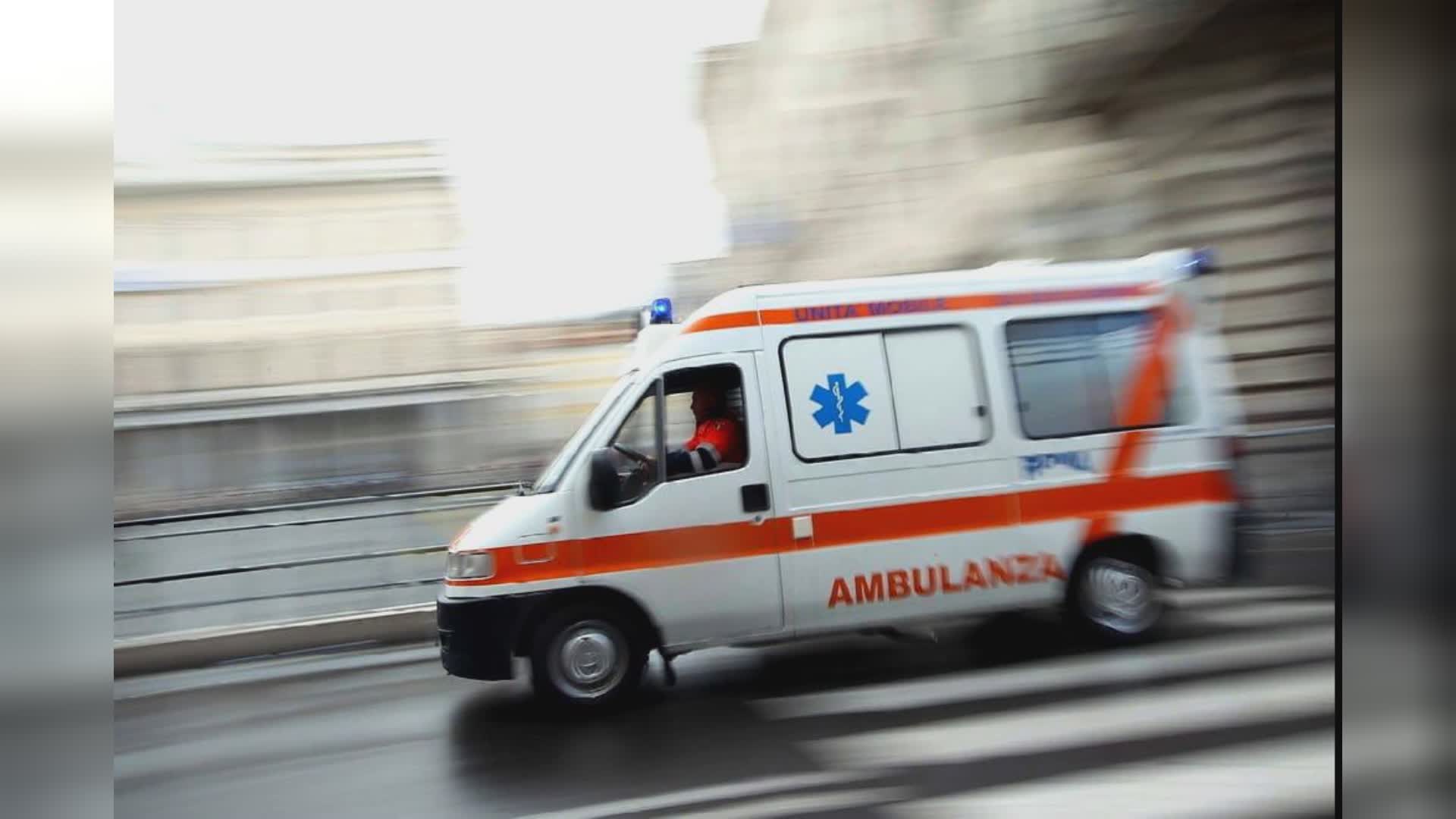 Davagna, 67enne ferito a colpi di machete: il vicino lo aggredisce dopo una lite