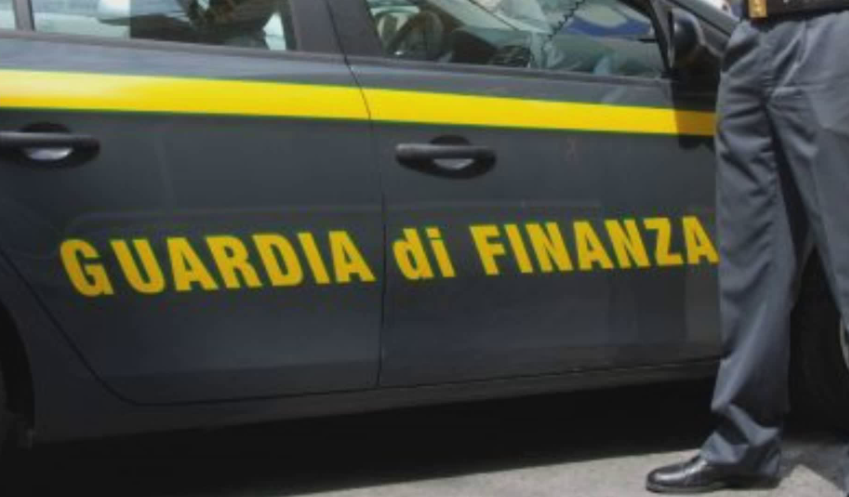 Savona: sequestrati smalti cancerogeni in un centro estetico. L'azienda: mai utilizzati sulle clienti e smaltiti durante la pausa estiva