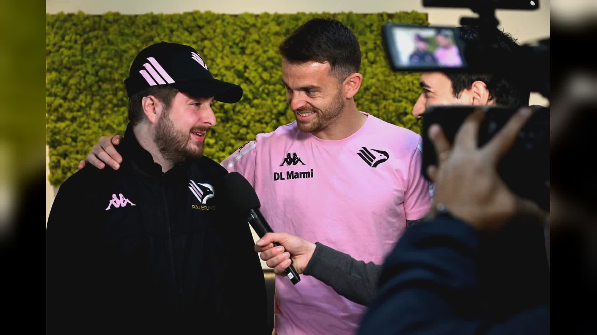 Palermo saluta Matteo Brunori, ovazione allo stadio per l'attaccante che approda alla Sampdoria