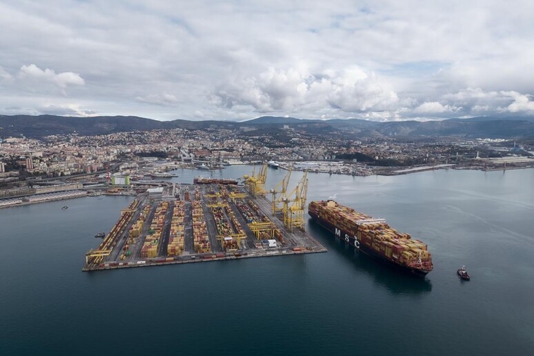 Trieste accoglie la MSC Diana, la portacontainer più grande mai lavorata in porto