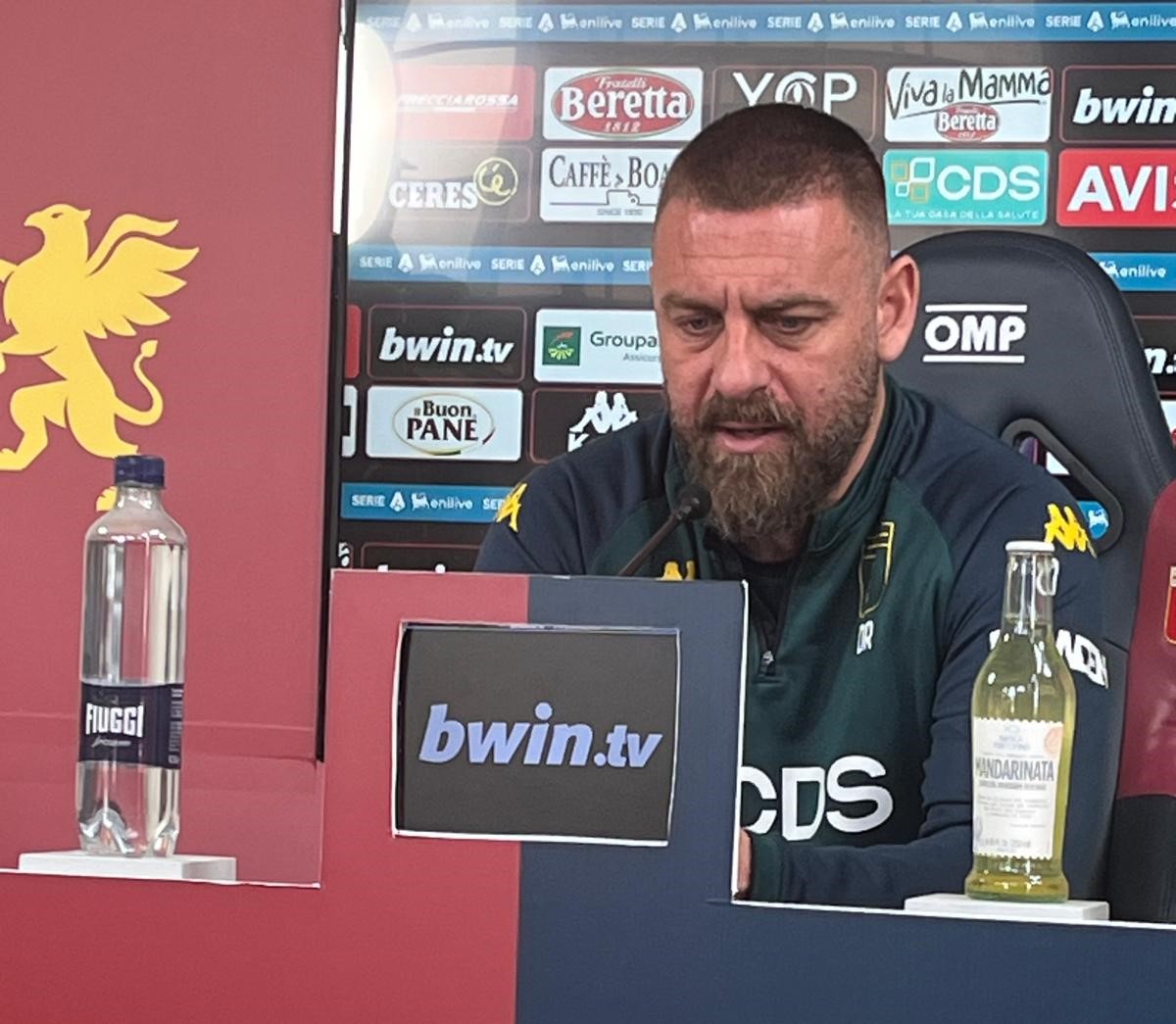 Genoa, De Rossi: “Con la Cremonese match pesante per la salvezza. Rimpianti? Meritavamo qualche punto in più”.   