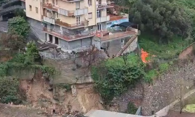 Genova: frana del Lagaccio, chiusa per precauzione la scuola " Mazza". Atteso il monitoraggio per valutare lo stato dell'edificio