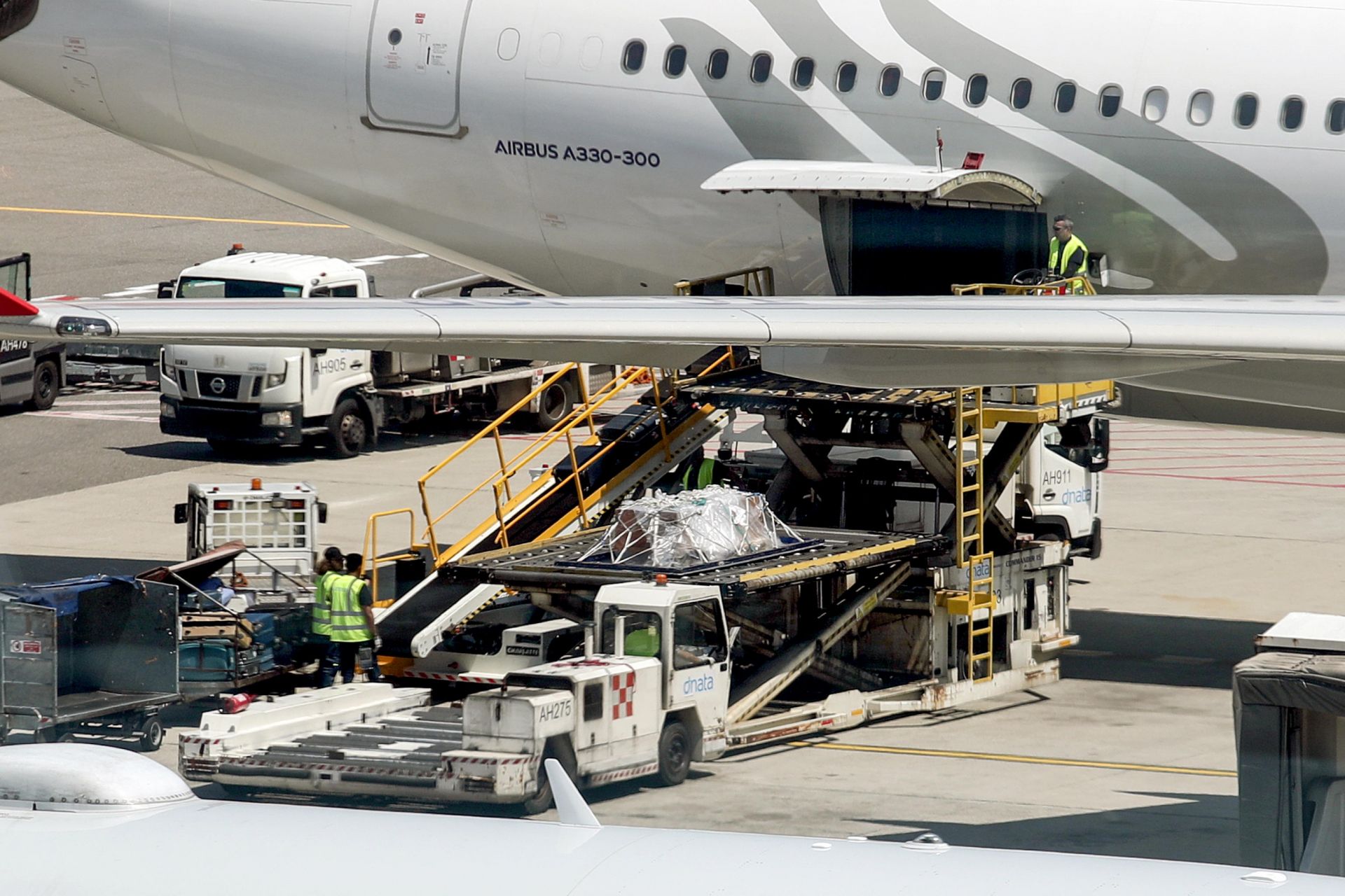 Maldive, rientrate a Malpensa le salme dei sub italiani. Autopsie in programma a Gallarate