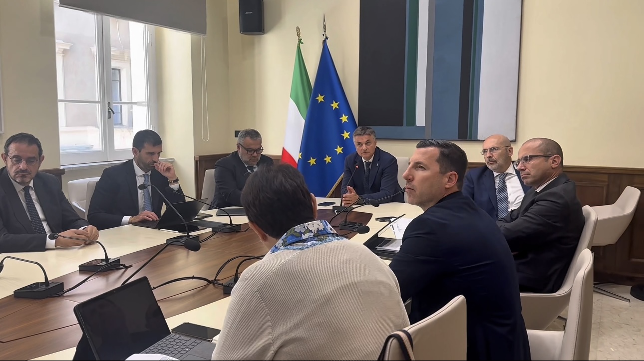 Liguria, al Mit piano anti-code per l’estate: accelerano tunnel Valfontanabuona e subportuale