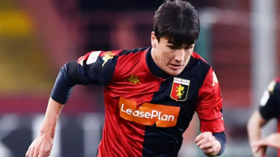 Shomurodov non basta: vince il Sassuolo 2-1 ma il Genoa è vivo