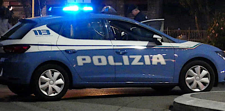 Genova, a bordo di un'auto oltre le 22: la polizia scopre l'autore di gravi reati in Polonia
