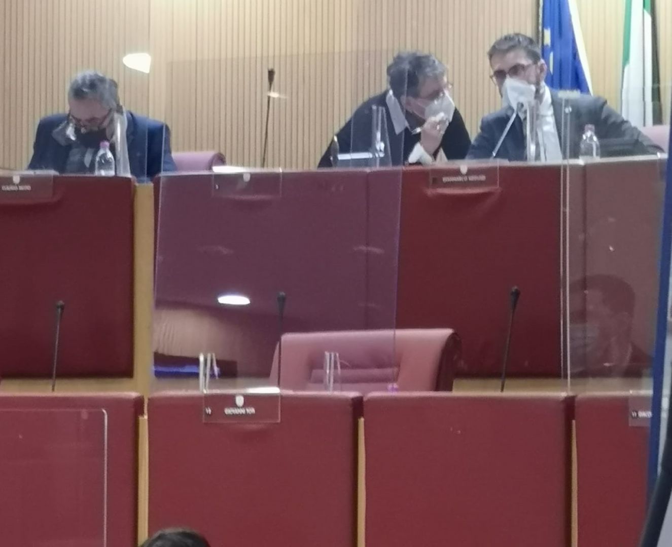 Toti assente in consiglio regionale, è polemica: "Una seduta inutile che costa 8 mila euro"
