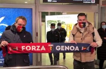 Genoa, l'arrivo di Kevin Strootman all'aeroporto Cristoforo Colombo