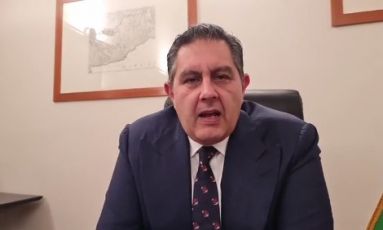 Toti: "Liguria potrebbe andare in zona arancione. Scuole? Decideremo domani"