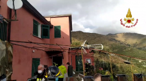 Nervi, fuga di gas a Sant'Ilario: esplosione in una villetta