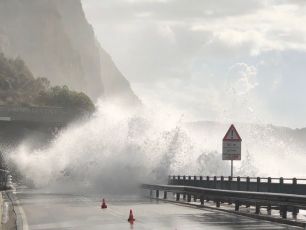 Liguria, dopo le piogge arriva la mareggiata: sarà intensa a Levante