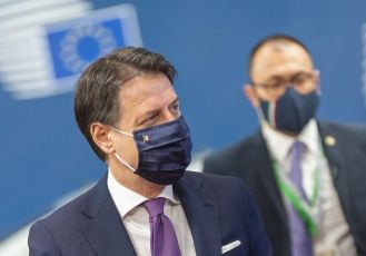 Crisi di Governo, Conte atteso al Quirinale per le dimissioni