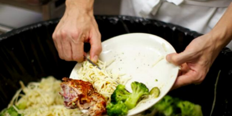 Comune di Genova, un bando contro lo spreco di alimenti nel Centro Storico