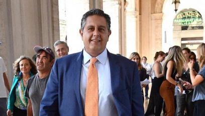 Toti sulle riaperture: "Più di 12 mila attività. Zona gialla non un liberi tutti"