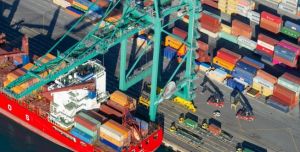 Porti di Genova, nel 2020 traffici in calo del 14,2%. Persi oltre 3 milioni di passeggeri