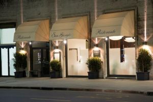 Genova, ristoratori in coro: "Felici di aver riaperto, ma perché a cena chiusi?"