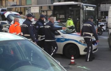 Genova, incidente in via Buozzi in monopattino: uomo in codice rosso al Galliera