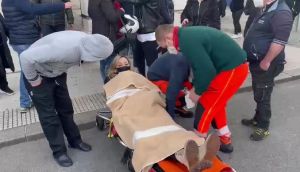 Genova, auto investe una donna in protesta con i ristoratori e fugge