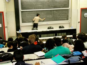 Università di Genova, lezioni in presenza dal 1° marzo solo se la Liguria sarà gialla