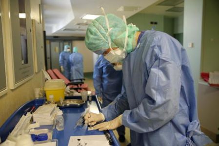Coronavirus Liguria, 381 nuovi casi e 13 decessi (tra cui un uomo di 108 anni): ricoverati in calo
