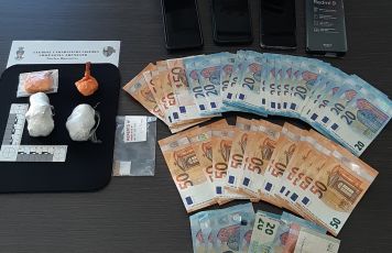 Genova, occupano una casa abusivamente e nascondono un etto di cocaina: arrestati