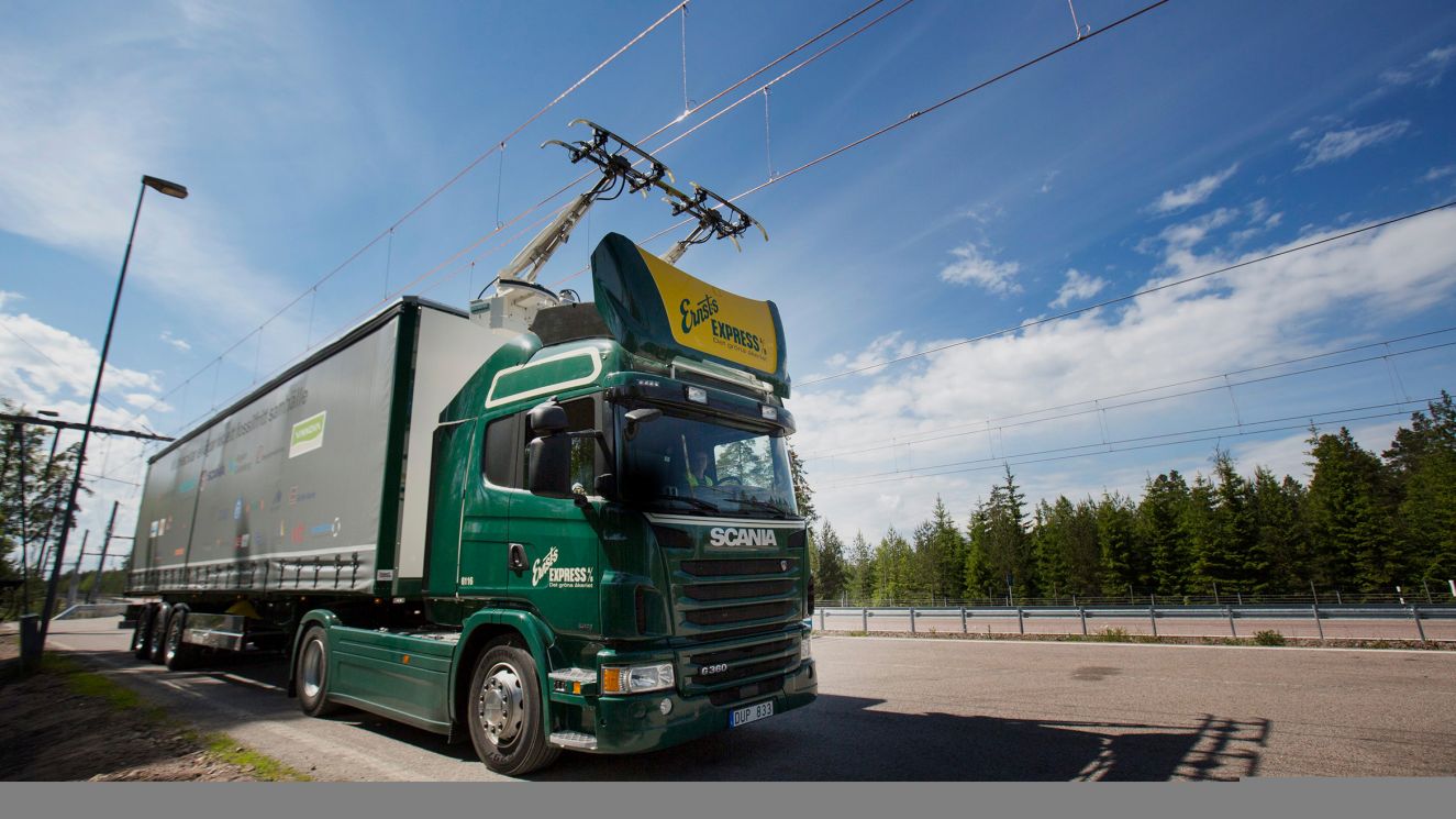 Scania consegna altri 7 veicoli con pantografo per le autostrade elettriche in Germania