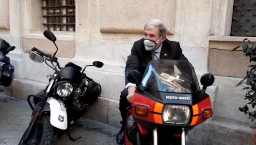 Genova festeggia i 100 anni di Guzzi: Bucci riceve copia dell'atto costitutivo