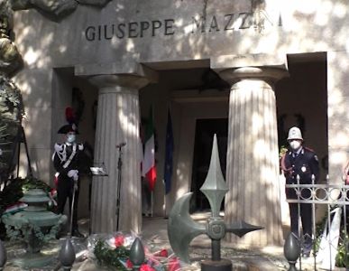 Genova, celebrazione alla tomba di Mazzini nel cimitero di Staglieno