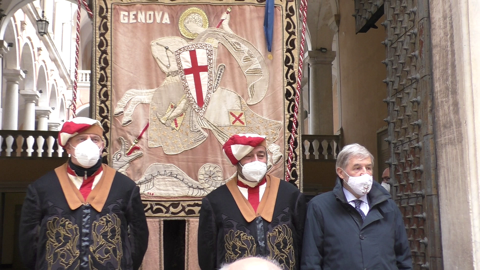 Genova, Bucci: "Pensiamo a un monumento per ricordare le vittime del covid"