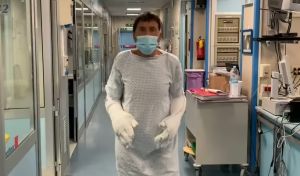 Gianni Morandi posta un video dall'ospedale: "Sono un ragazzo fortunato"