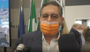 Toti: "Dopo Pasqua servono riaperture: scuole, musei, cinema e ristoranti"