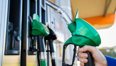 Il prezzo della benzina sale da 20 settimane: verde a 1,579 euro