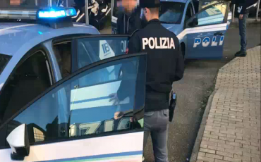 Rapallo, fa "shopping" rubando nei negozi: arrestato dalla polizia