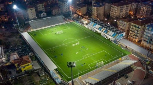 Stadio di Chiavari, operaio cade da un ponteggio: trasferito al San Martino