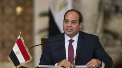 Al-Sisi: "Suez è in grado di reggere il peso del commercio internazionale"