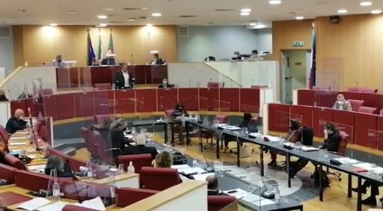 Toti: "Savona e Imperia, possibile prolungamento della zona rossa anche oltre Pasquetta"