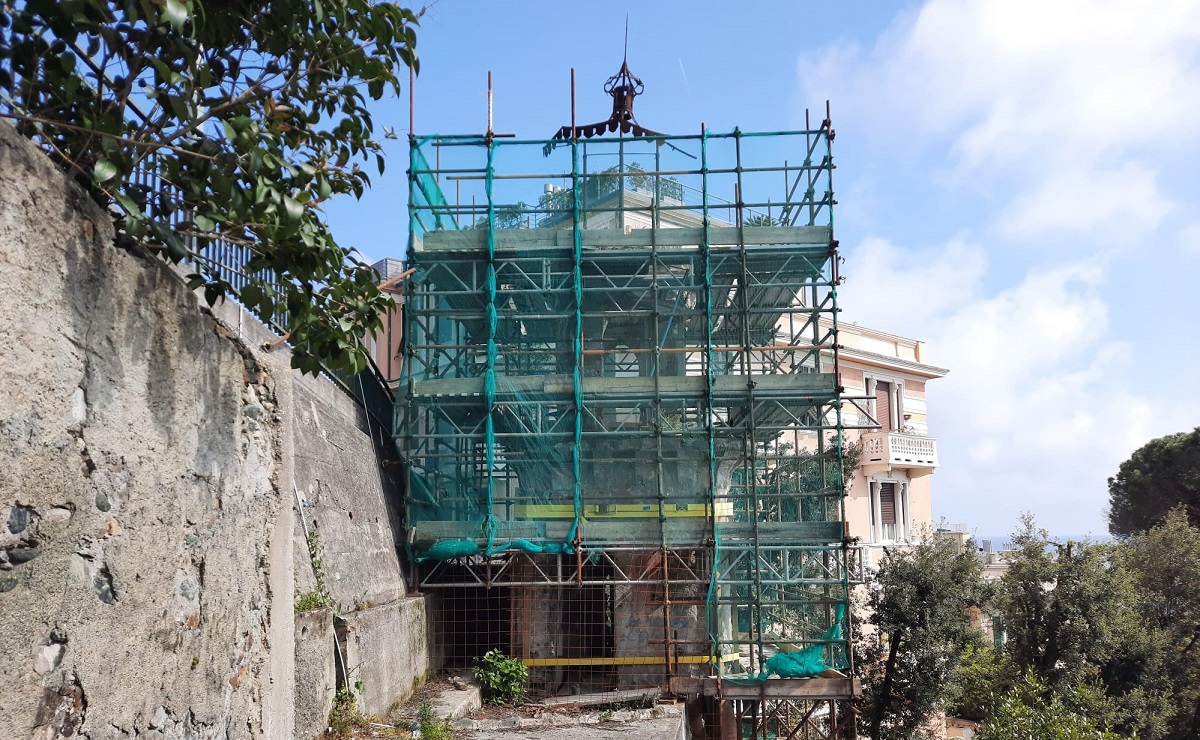 Pegli, al via il restauro della torretta di Villa Banfi: lavori da 300mila euro