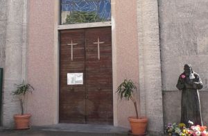 Villa Scassi, rubata statua della Madonna. Il parroco: "Non ha valore, riportatela"