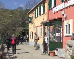 Genova, rapinata l'osteria del Righi. La titolare: "Impossibile vivere con l'ansia"