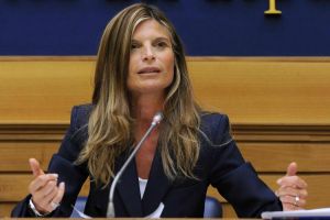 Laura Ravetto: "Estendere il perimetro dei vaccini utilizzabili"
