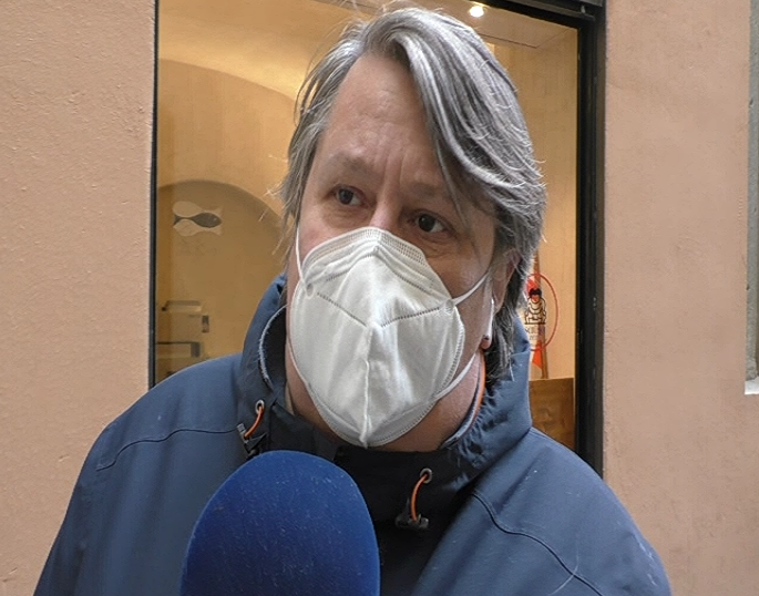 Genova, nel centro storico la rivoluzione dello street food genovese: dal sushi al sciûsci