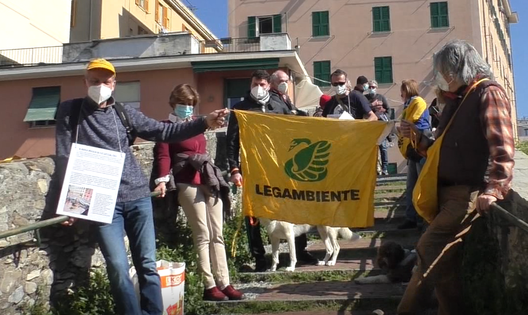 Nervi, manifestazione di Legambiente contro le cementificazioni dell'area