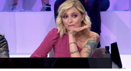 Veronica Peparini in lacrime per il debutto della figlia di 9 anni ad Amici